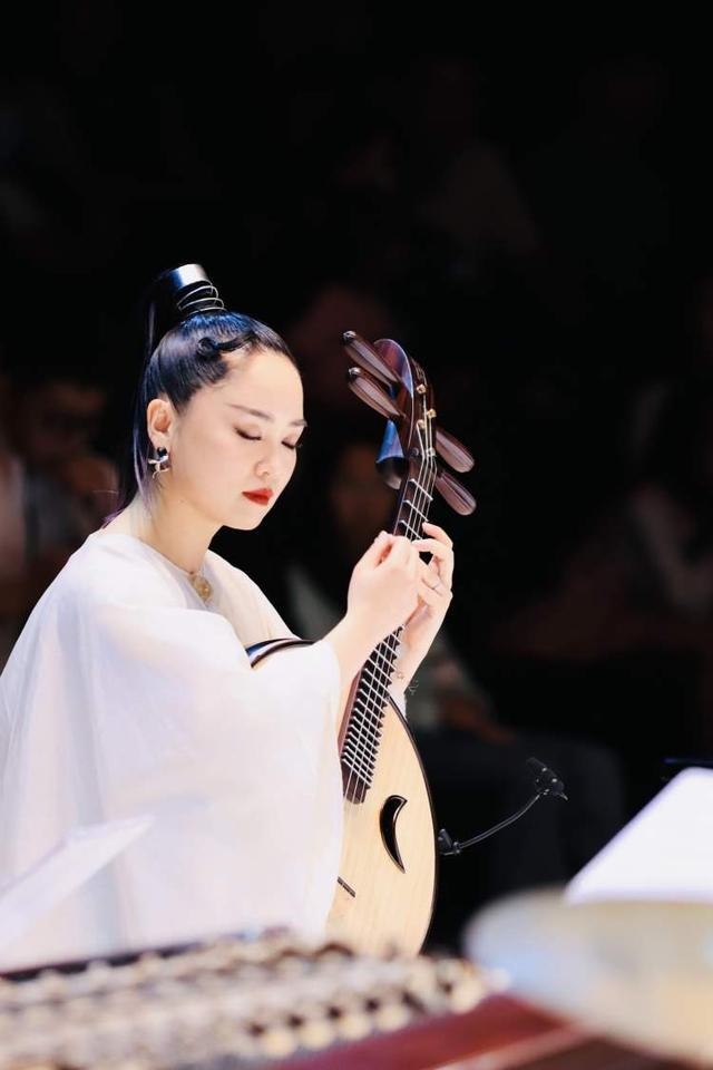 长假的尾巴也有好音乐听上海民族乐团《云之上》带你洗洗耳朵(图3)