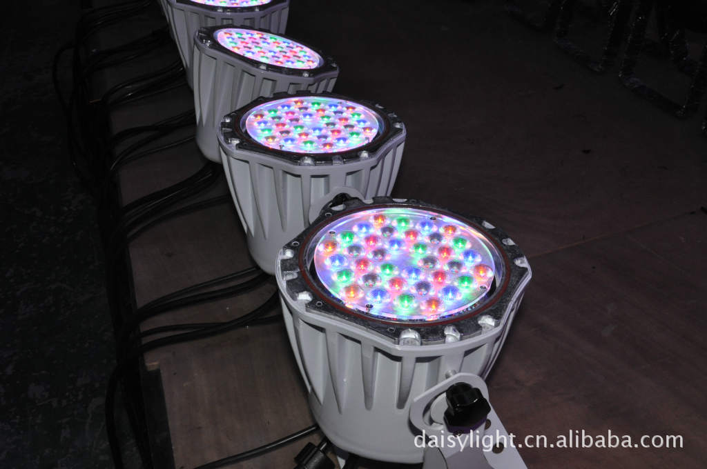 专业舞台灯光音响 LED 屏营造绚丽舞台氛围