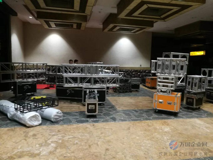广州市火亮舞台灯光设备有限公司