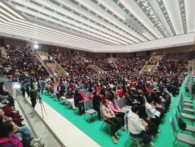 聆音赏乐:五幕多场景线版“哎哟不怕”的台前幕后(图1) 聆音赏乐:五幕多场景线版“哎哟不怕”的台前幕后