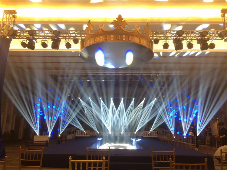 石家庄舞台灯光设备品牌厂家「广州三晞灯光设备供应」(图1) 石家庄舞台灯光设备品牌厂家「广州三晞灯光设备供应」