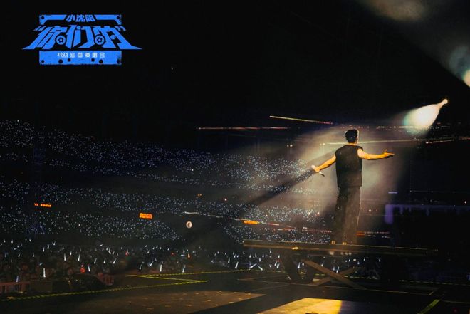 喜剧人开演唱会?!舞台科技如何让相声 “破圈”更“出圈”?(图4)