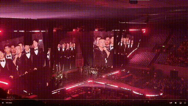 喜剧人开演唱会?!舞台科技如何让相声 “破圈”更“出圈”?(图15)