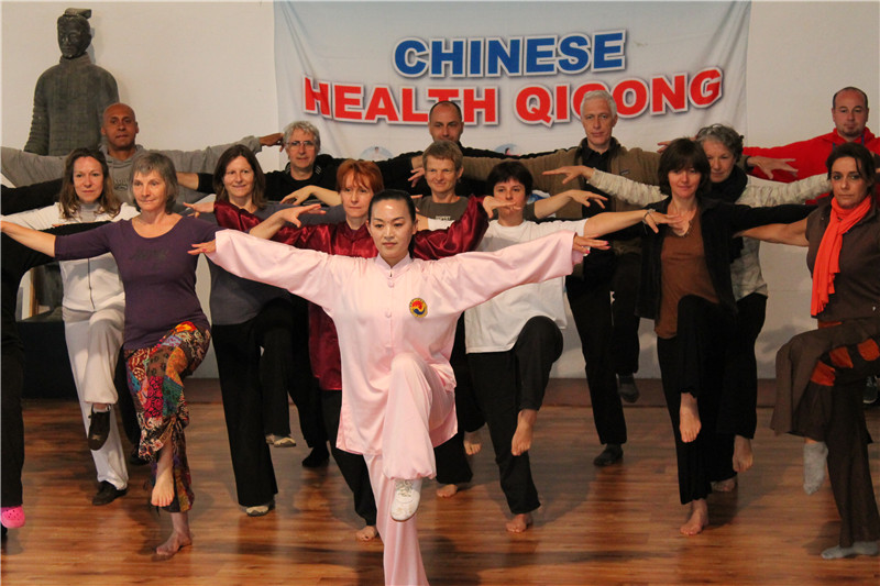 走新更走心解码中医药文化“出圈之道”(图2)