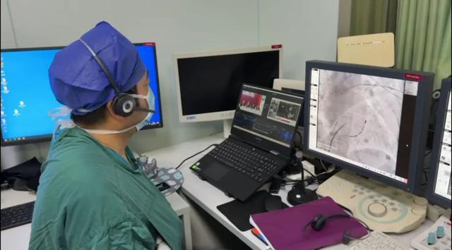 破房颤治疗困局 阜外华中心血管病医院“双超高”技术惊艳国际舞台(图2)