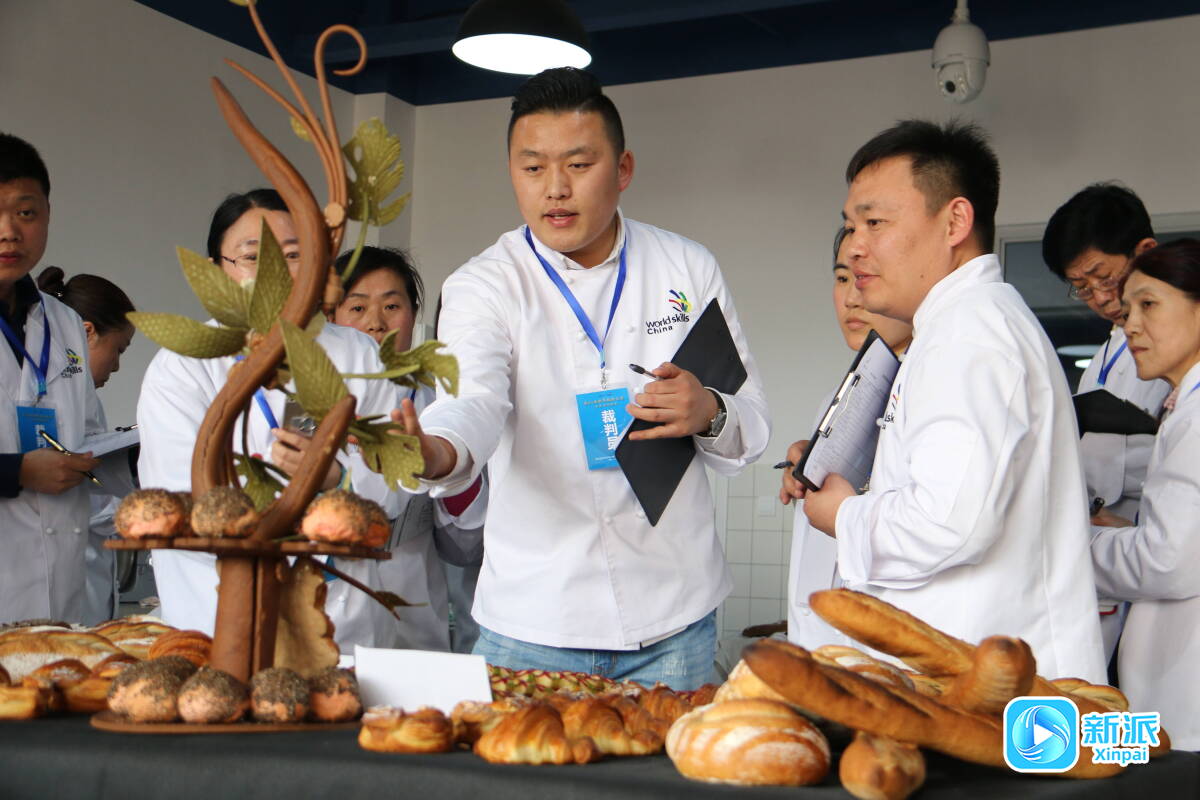淬炼技能筑根基 以赛促兴添动能——潍坊推动职业技能大赛成果转化赋能产业高质量发展(图1)