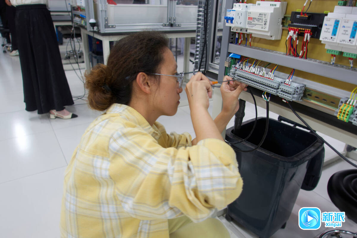 淬炼技能筑根基 以赛促兴添动能——潍坊推动职业技能大赛成果转化赋能产业高质量发展(图3)