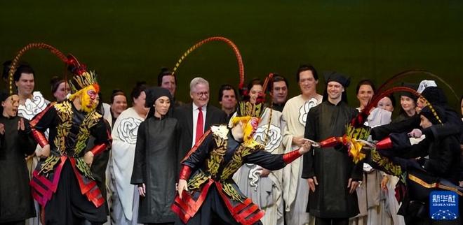 运河今日速览|扬州大学(兽医学)首度问鼎世界第一 北京大运河博物馆百余件套纹章瓷连接中西文明 城市携手做大人才工作朋友圈 “国二”落难!杭州边上演生命接力(图4)