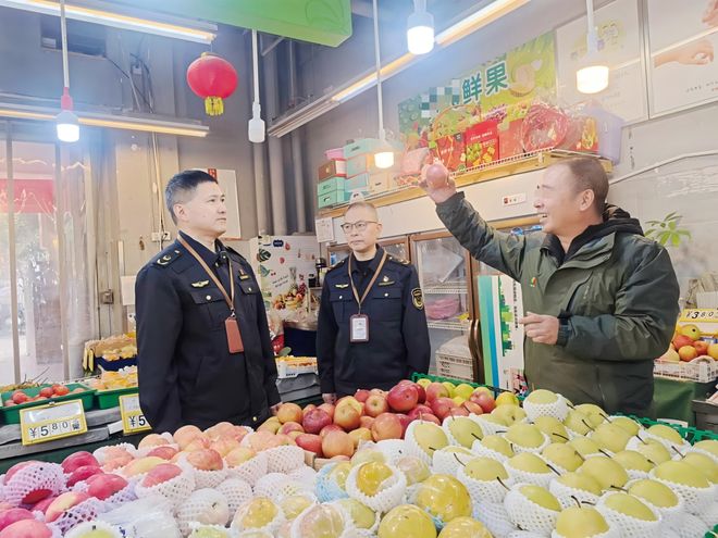 禁令之下 生鲜灯仍在“发光”? 记者调查(图5)