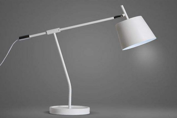 电脑桌台灯有什么牌子好(图2)