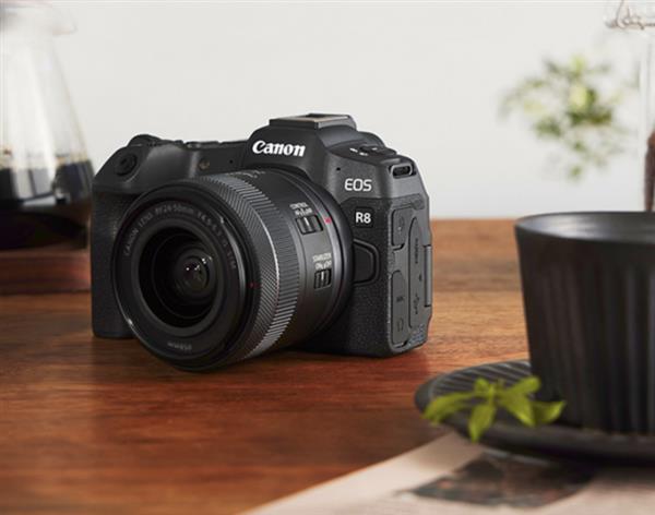 2025年度旗舰全画幅推荐:佳能R8 涵盖人像、风景与赛事抓拍(图1)
