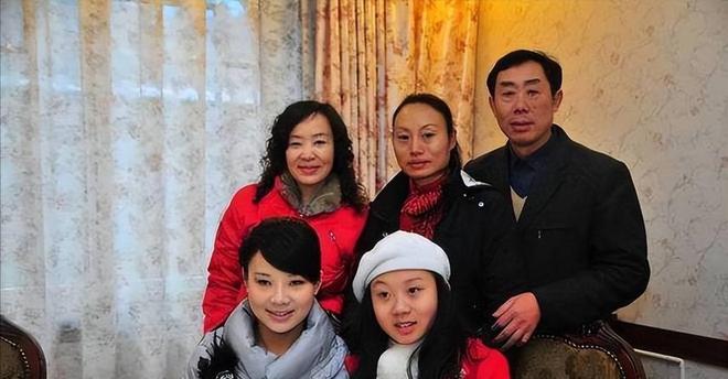 盲人歌手刘赛:7年前不顾反对嫁到农村如今丈夫成了她的骄傲(图7)