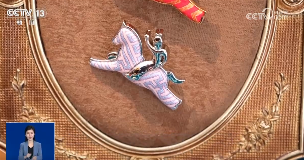 “国风+汉服”“国风+科技”文创”燃动节前文旅市场 古韵国潮成顶流审美(图13)