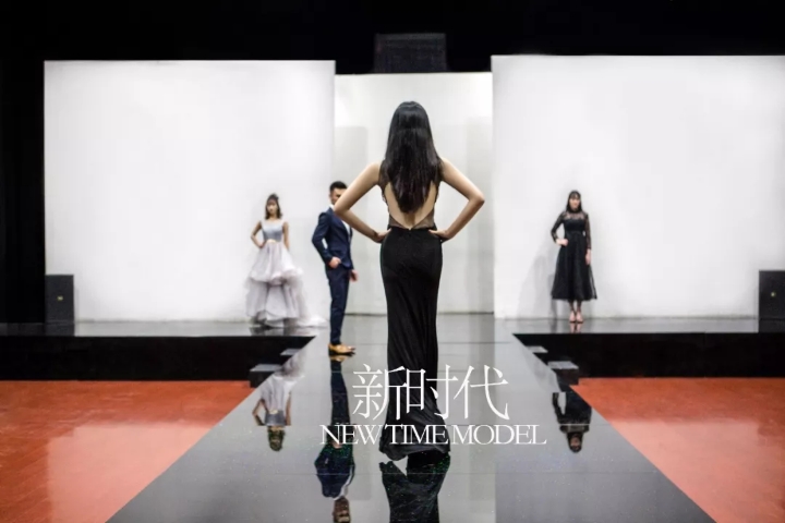 北京曲剧《雷雨》首演