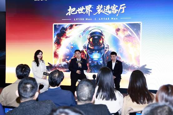 市价2折量产!雷曼光电163吋Micro LED巨幕墙叩开家庭显示万亿新蓝海(图5)