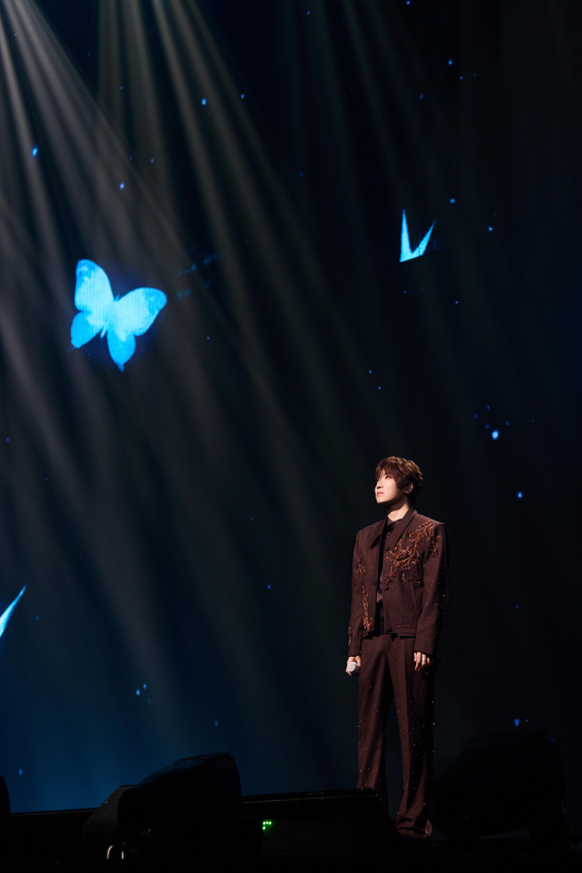 徐良巡演深圳首开 顶级舞美与青春回忆共铸时间折叠(图3)